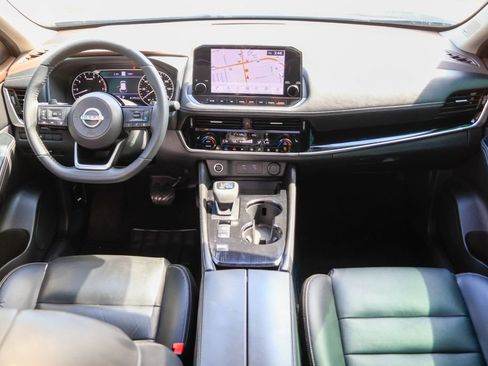 Used 2022 Nissan Rogue SL w/ SL Premium Package FWD image 6