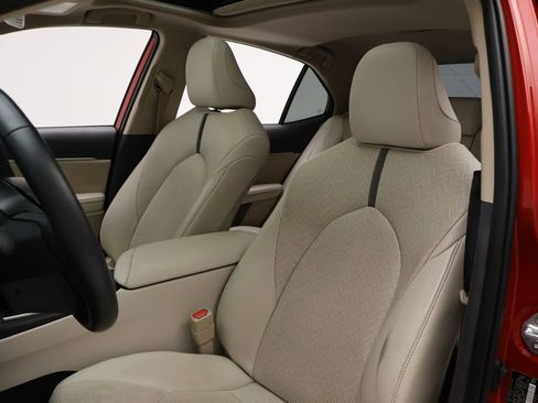 Certified 2024 Toyota Camry XLE w/ Navigation Package image 13