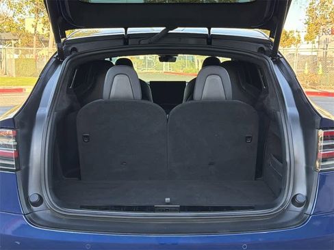 Used 2022 Tesla Model X Plaid image 33