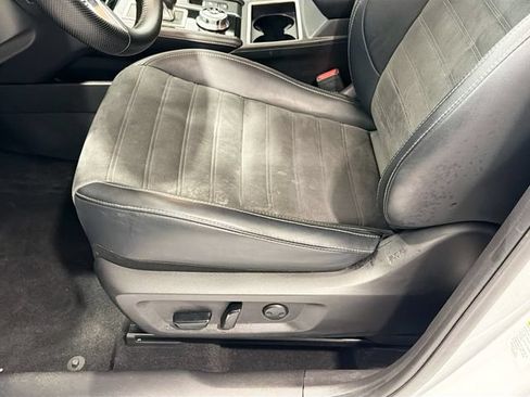 Used 2023 Mitsubishi Outlander SE FWD image 18