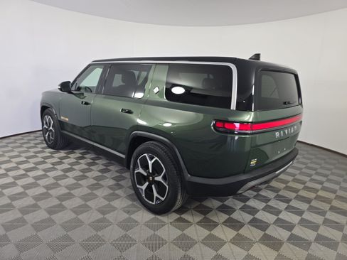 Used 2024 Rivian R1S Adventure AWD/4WD image 3
