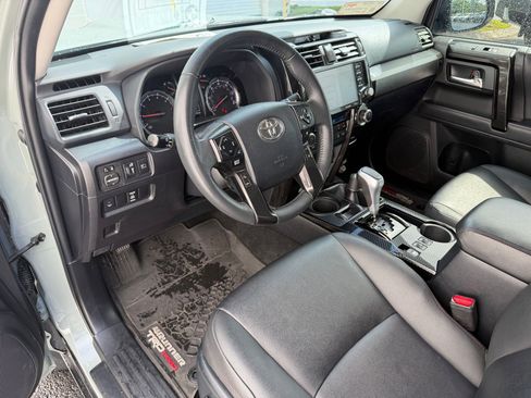 Used 2021 Toyota 4Runner TRD Pro AWD/4WD image 4