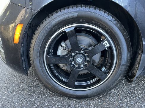 Used 2018 Volkswagen Beetle 2.0T Coast w/ Coast Lighting Package image 10