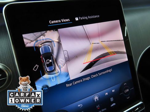 Used 2025 Mercedes-Benz GLC 300 4MATIC image 17