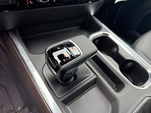 New 2026 GMC Sierra 1500 SLT w/ SLT Premium Package image 23