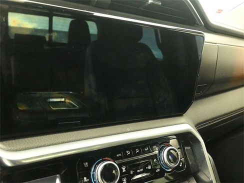 Used 2022 GMC Sierra 1500 Denali w/ Denali Reserve Package image 17