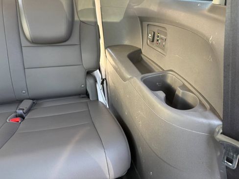 Used 2013 Honda Odyssey EX-L image 29
