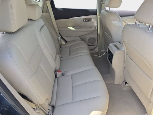 Used 2015 Nissan Murano Platinum FWD image 13