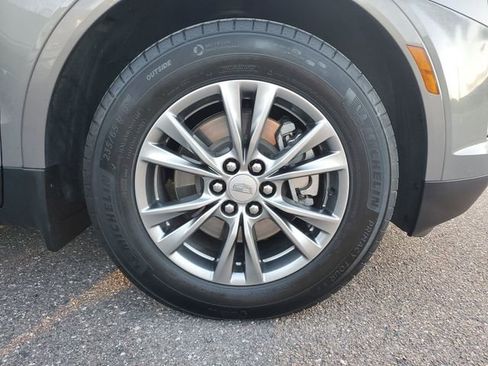 Used 2018 Cadillac XT5 Luxury w/ Driver Awareness Package image 5