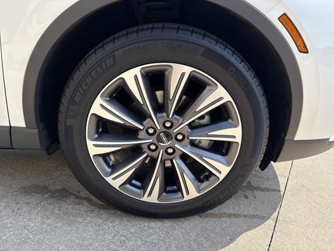 Used 2021 Lincoln Corsair Reserve w/ Elements Package AWD/4WD image 13