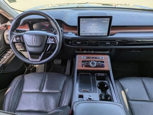 Used 2023 Lincoln Aviator Reserve RWD image 17