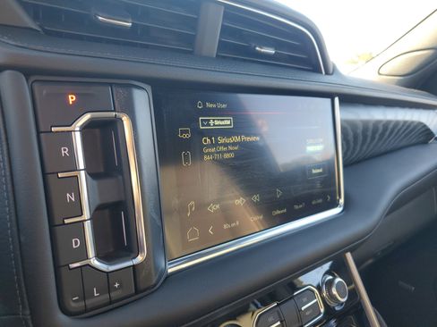 Used 2024 GMC Yukon XL Denali image 24