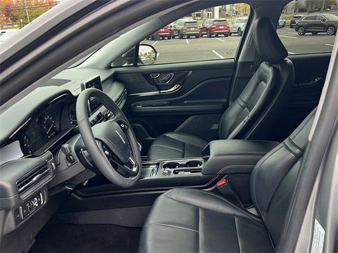 Certified 2022 Lincoln Corsair FWD w/ Equipment Group 101A image 13