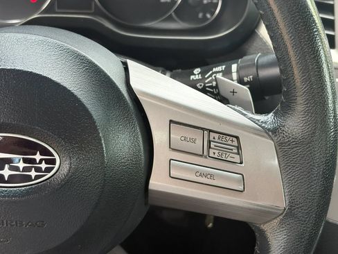 Used 2011 Subaru Legacy 2.5i Premium AWD/4WD image 13