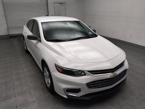 Used 2018 Chevrolet Malibu LS FWD image 13