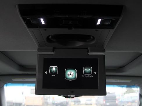 Used 2018 Chevrolet Tahoe LT AWD/4WD image 44