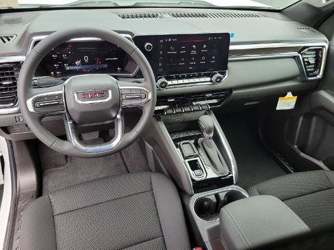 New 2026 GMC Canyon Elevation w/ Convenience Package image 16