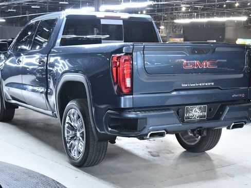 Used 2020 GMC Sierra 1500 AT4 w/ AT4 Premium Package AWD/4WD image 7