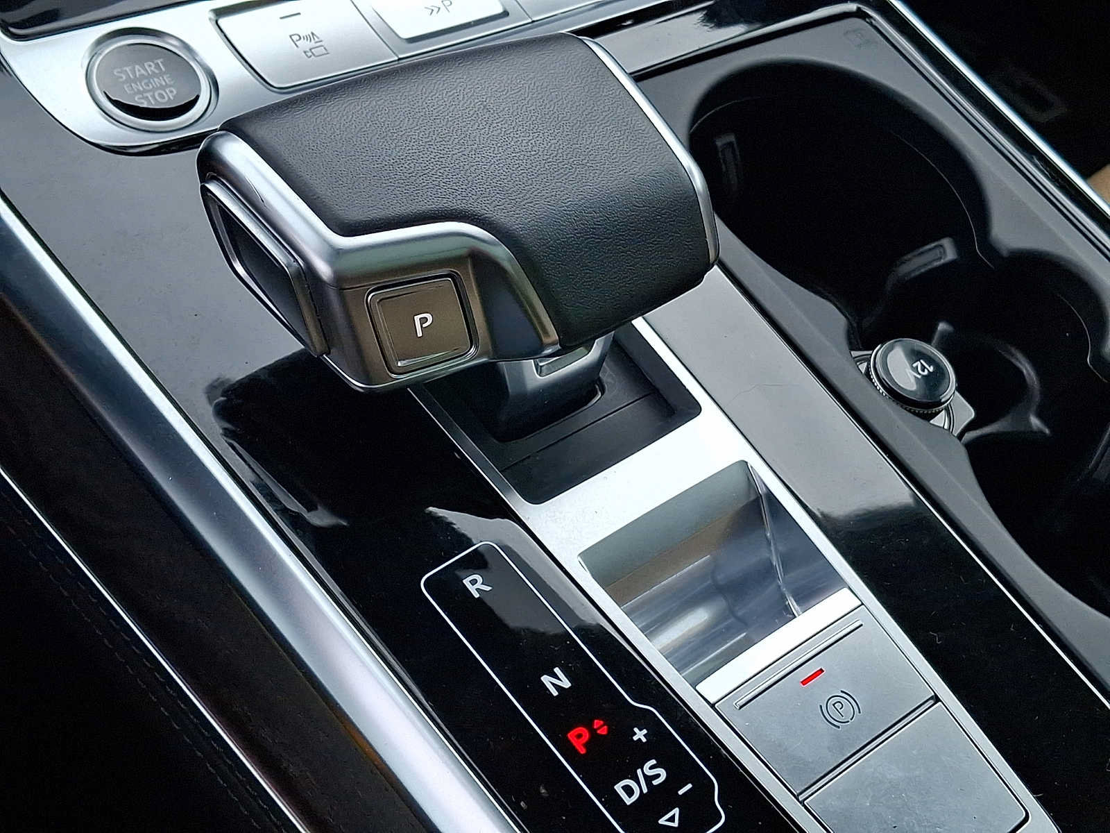 Used 2023 Audi Q7 3.0T Prestige AWD/4WD image 14