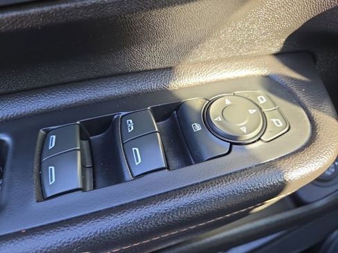 Used 2020 GMC Terrain SLE w/ Driver Convenience Package image 20