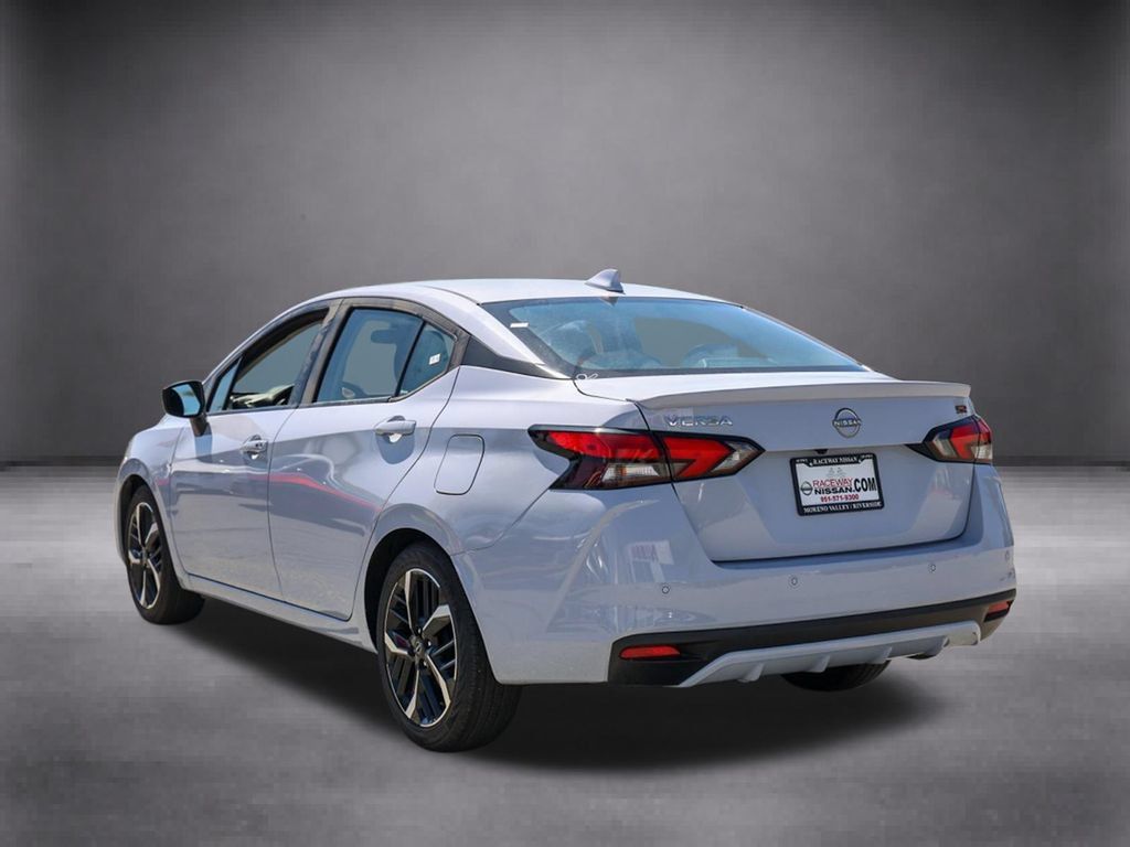 Used 2025 Nissan Versa SR w/ Trunk Package FWD image 7