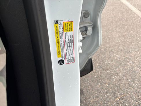 Used 2025 Buick Encore GX Preferred FWD image 29