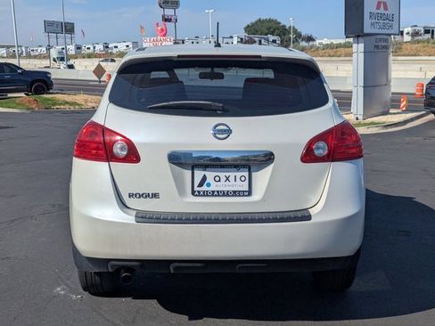 Used 2013 Nissan Rogue S image 5