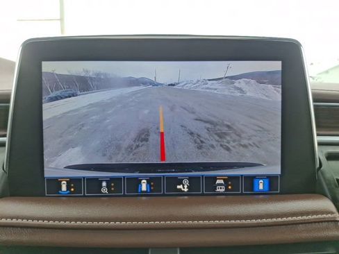 Used 2021 Chevrolet Tahoe High Country w/ Premium Package image 22