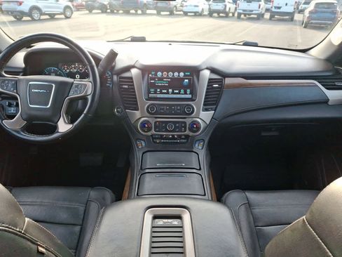 Used 2020 GMC Yukon XL Denali w/ Open Road Package image 10