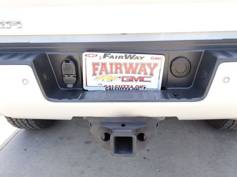 Used 2018 GMC Sierra 2500 Denali w/ Duramax Plus Package AWD/4WD image 31