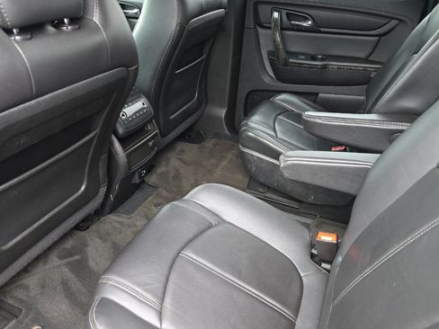 Used 2016 GMC Acadia SLT AWD/4WD image 9