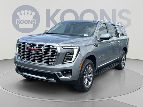 Used 2025 GMC Yukon XL Denali AWD/4WD image 1