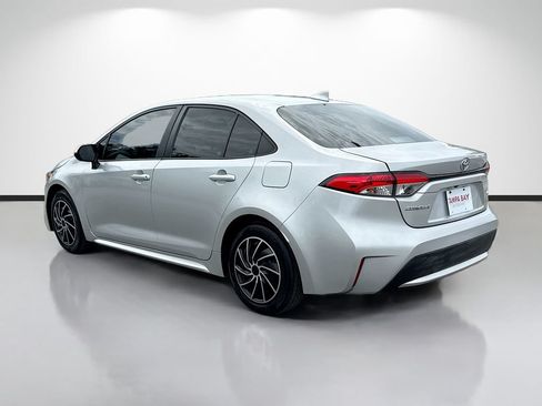 Used 2021 Toyota Corolla LE FWD image 5