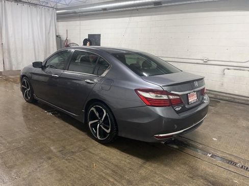 Used 2016 Honda Accord Sport image 3
