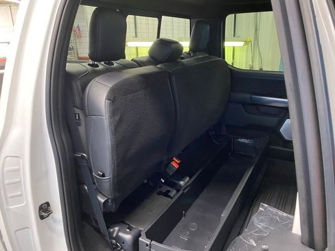 New 2025 Ford F150 Platinum w/ Equipment Group 702A High image 41