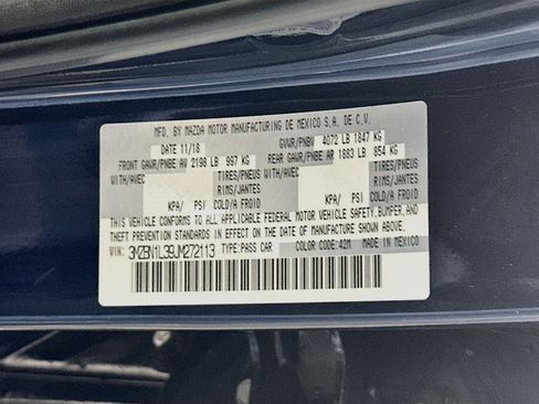 Used 2018 MAZDA MAZDA3 Touring FWD image 12
