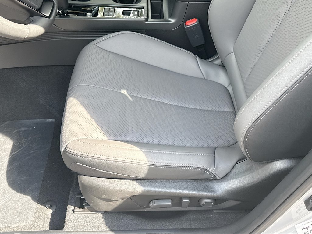 New 2026 Subaru Outback Limited AWD/4WD image 24