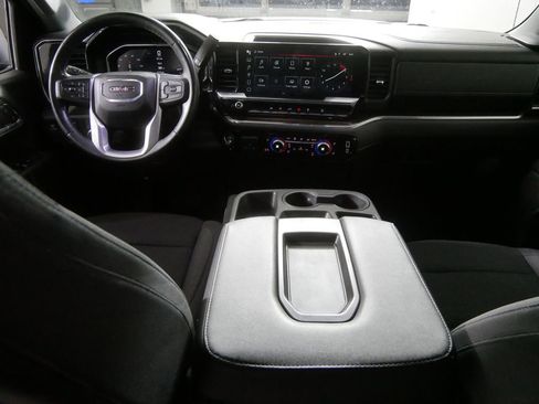 Used 2024 GMC Sierra 1500 Elevation w/ X31 Off-Road Package AWD/4WD image 21