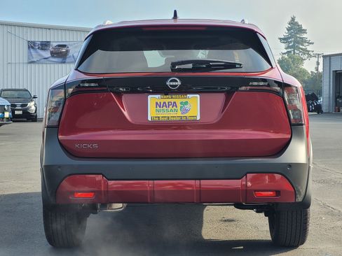 New 2026 Nissan Kicks SV w/ SV Premium Package image 6