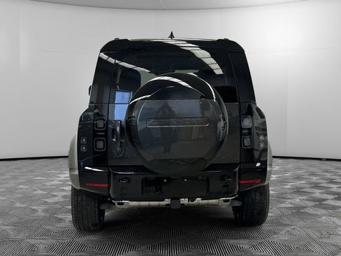 New 2026 Land Rover Defender 110 X-Dynamic SE AWD/4WD image 4