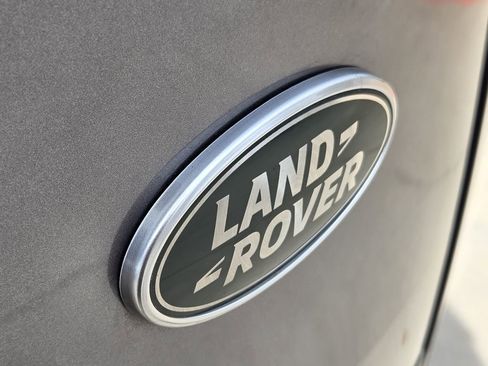 Used 2023 Land Rover Range Rover SE image 14