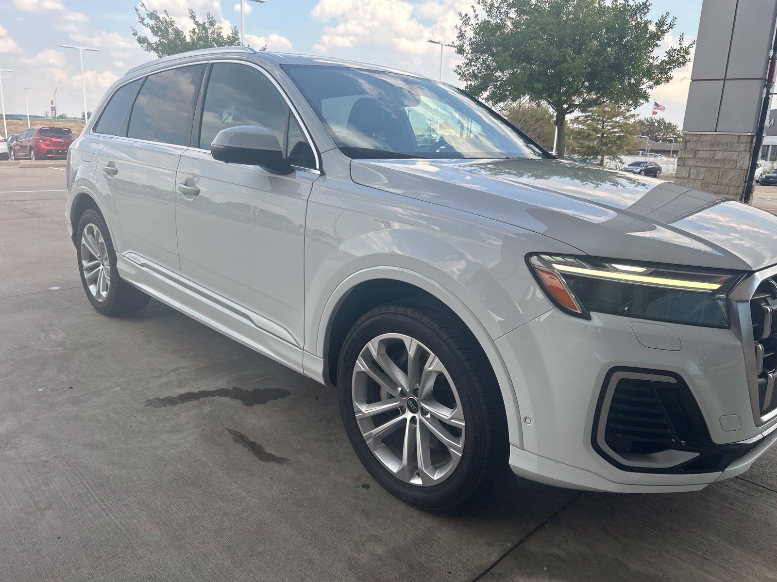 Used 2025 Audi Q7 3.0T Premium Plus AWD/4WD image 4