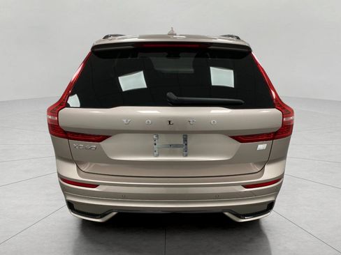 Used 2024 Volvo XC60 T8 Plus w/ Climate Package image 4