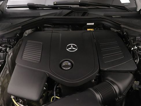 New 2026 Mercedes-Benz GLC 300 image 11