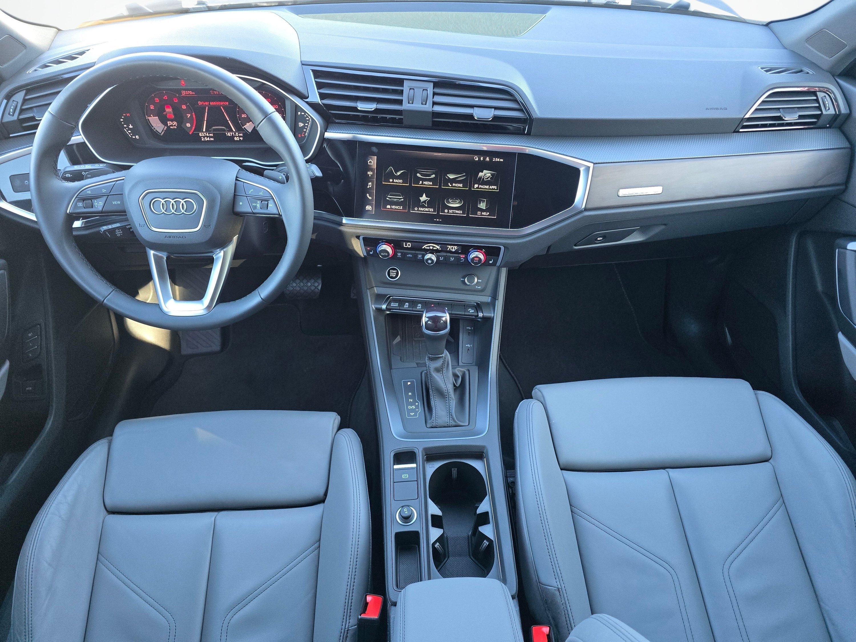 Certified 2025 Audi Q3 2.0T Premium AWD/4WD image 18