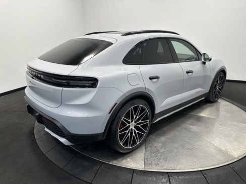 New 2026 Porsche Macan 4S Electric AWD/4WD image 7