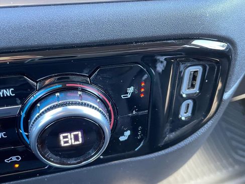 Used 2024 GMC Sierra 1500 Elevation image 14