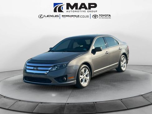 Used 2012 Ford Fusion SE image 1
