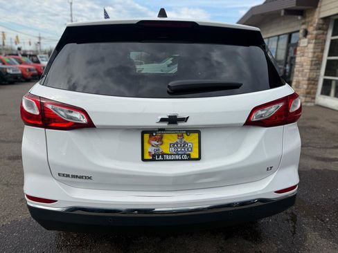 Used 2020 Chevrolet Equinox LT w/ Driver Convenience Package image 10