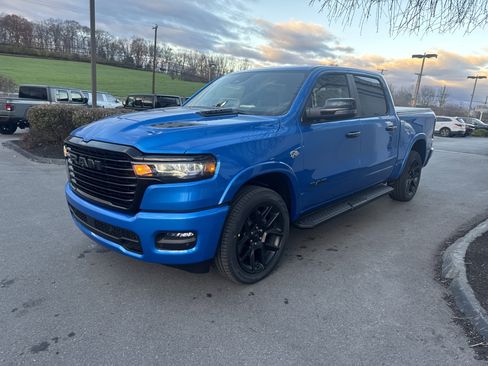 New 2026 RAM 1500 Laramie w/ Night Edition AWD/4WD image 8